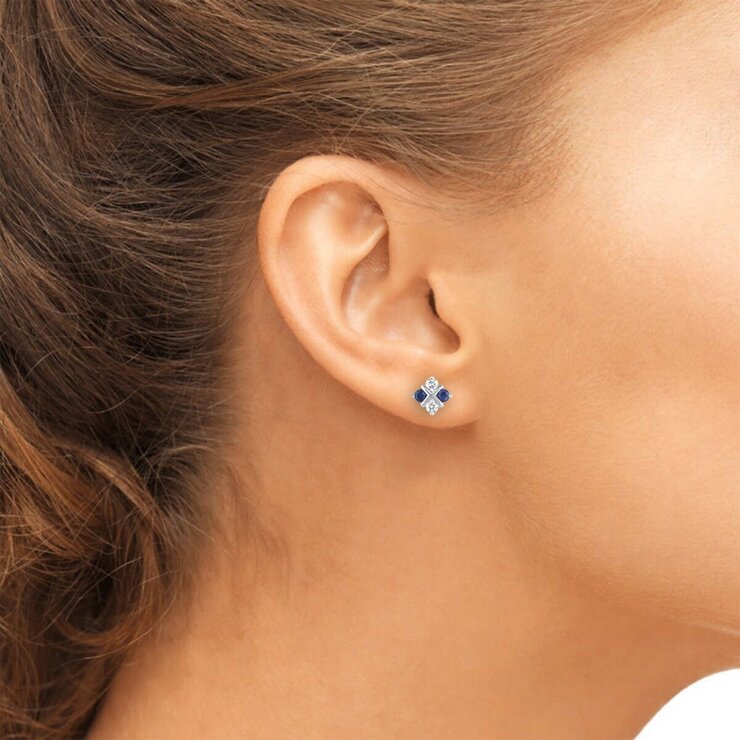 18K ホワイトゴールド 0.25カラット ダイヤモンド&サファイアピアス 18K ホワイトゴールド 0.25カラット ダイヤモンド&サファイアピアス
