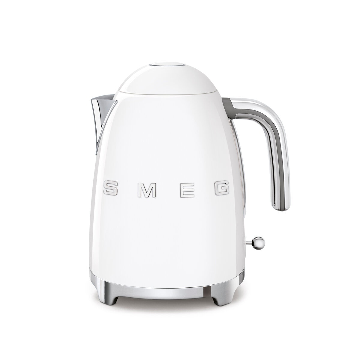 white kettle and toaster smeg